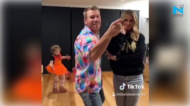 After 'Butta Bomma', David Warner to Allu Arjun's # Ramuloo Ramulaa