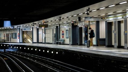 Üzerine tükürülen istasyon görevlisi, koronavirüse yakalanıp hayatını kaybetti