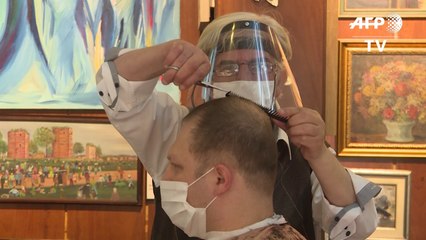 Hair salons reopen in Turkey after almost two-month closure