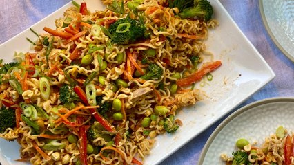 How to Make Crunchy Ramen Salad