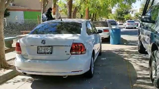 Encuentra un automóvil con impactos de bala y rastros de sangre en Culiacán El hallazgo se registró a once horas de que en un lugar cercano se registrara una balacera donde un joven fue privado de su libertad