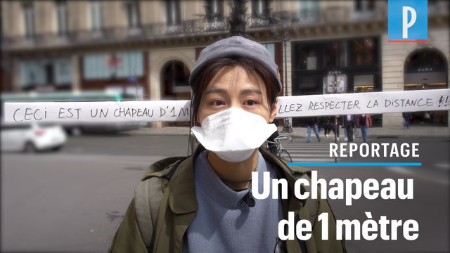 Distanciation sociale : son chapeau d'un mètre de large interpelle les passants