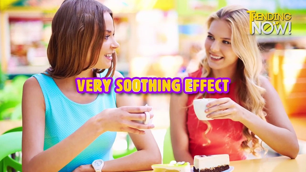 Advantages & Disadvantages of Drinking Tea.