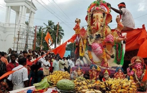 Ganesh Chaturthi celebrations begin in Mumbai