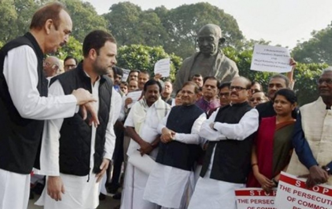Bharat Bandh: Rahul Gandhi, Sonia Gandhi, Manmohan Singh, among others take part in protest