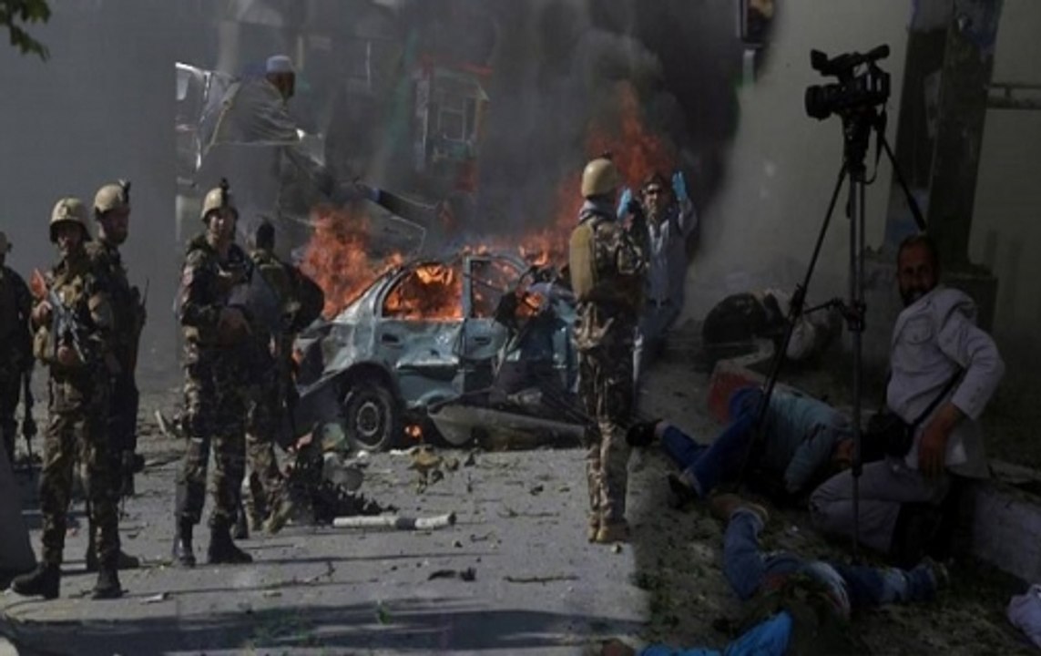 Pakistan elections: 35 killed in suicide blasts at Quetta polling station