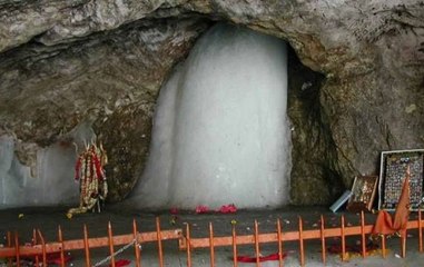 Bad weather halts Amarnath Yatra in Jammu and Kashmir