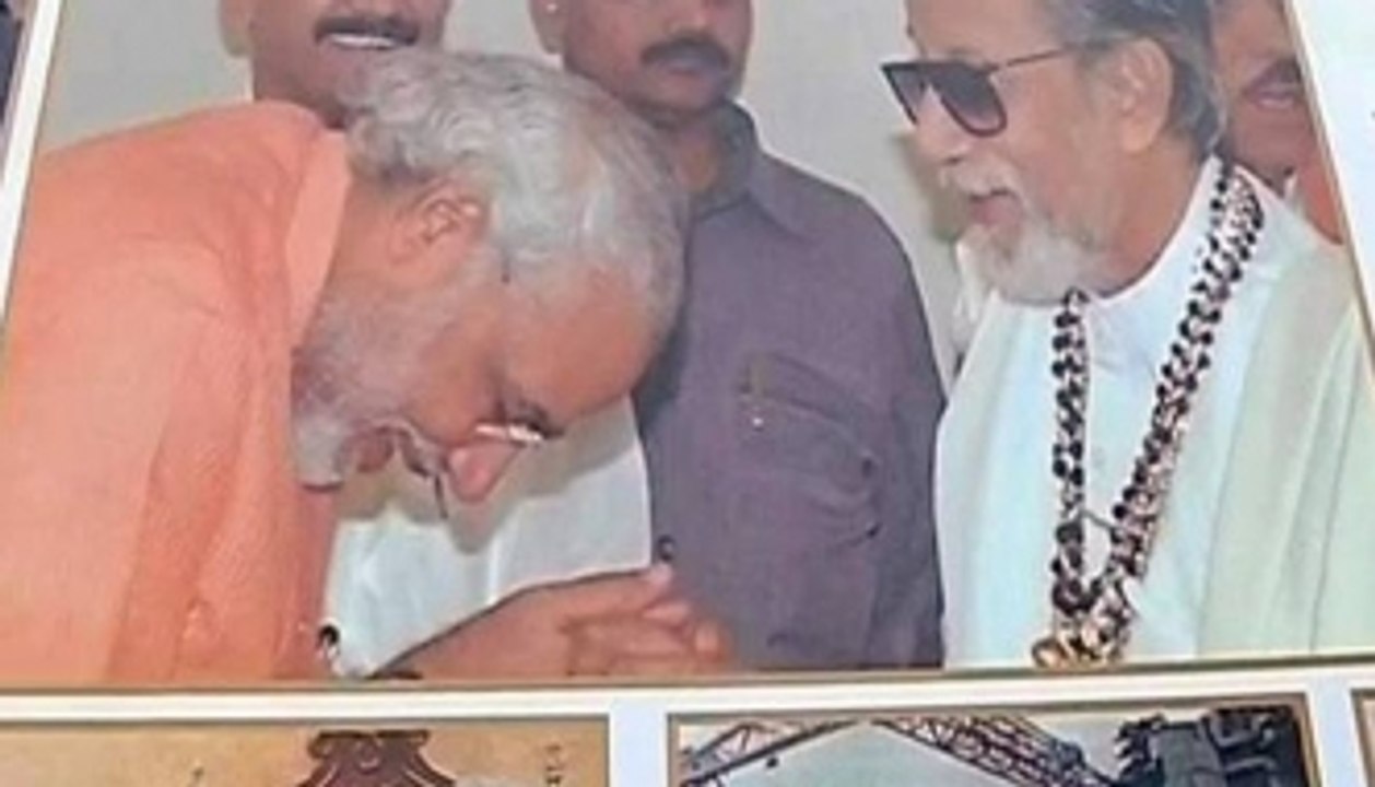 BJP-Shiv Sena poster war escalates!