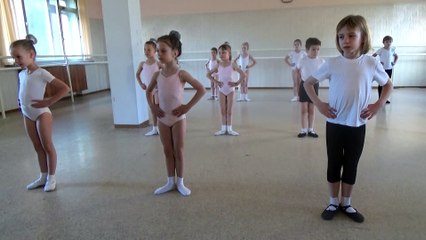 Sophia, Isabella e Alice Aula de Ballet - Aula 15