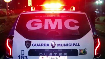 Motorista passa na frente da GM tomando cerveja, provoca intensa perseguição e é detido por embriaguez