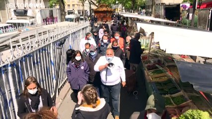 Európa továbbra is óvatos, Oroszországban gyorsan terjed a vírus