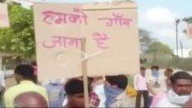 Migrant workers block Ludhiana-Delhi highway
