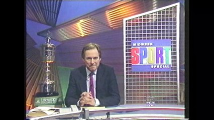 Midweek Sport Special [itv]: Latics 7-0 Scarborough 1989/90 League Cup 3rd round, 25/10/89
