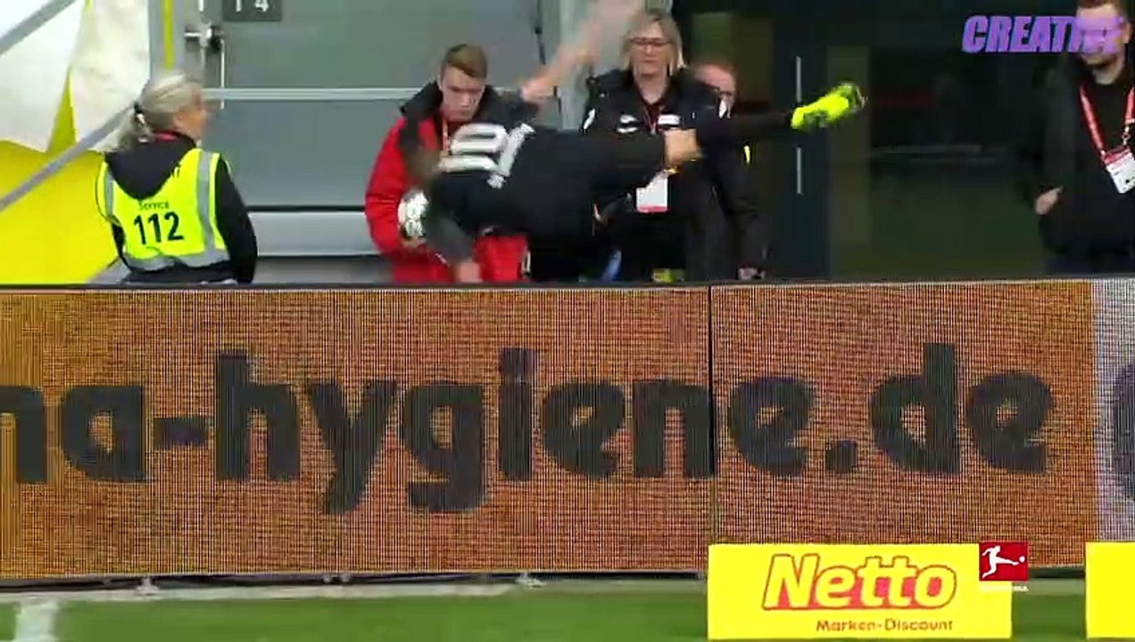 FUNNIEST MOMENTS IN FOOTBALL 2020