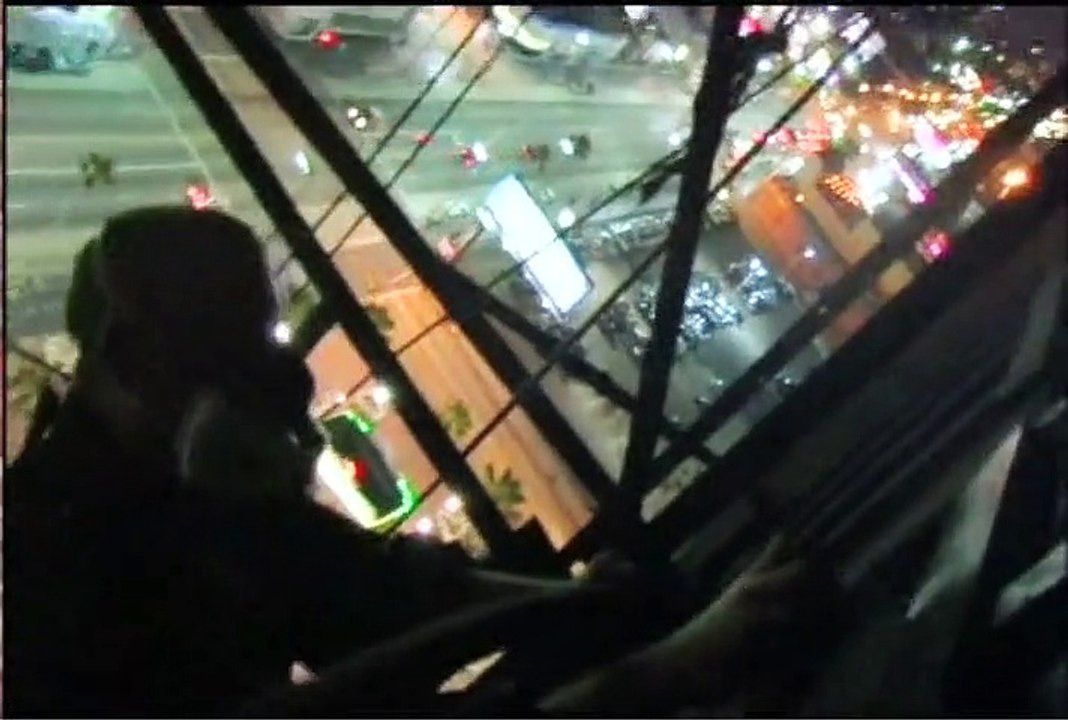 Exit Through The Gift Shop - Trailer