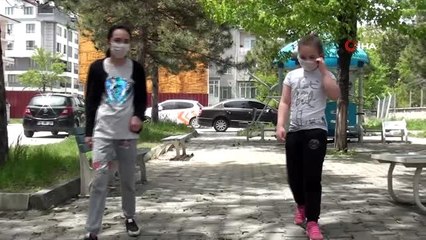 Kütahyalı çocuklar, kısıtlama sonrası parklarda arkadaşlarıyla buluştu