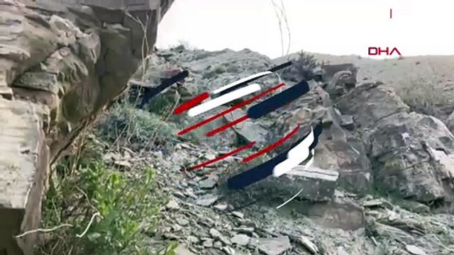 Başkale'de terör örgütü PKK'nın suikast silahları bulundu