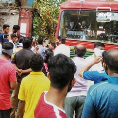 Amid Coronavirus A Large Crowd Gathered At Parel ST Depot To Return To Their Villages