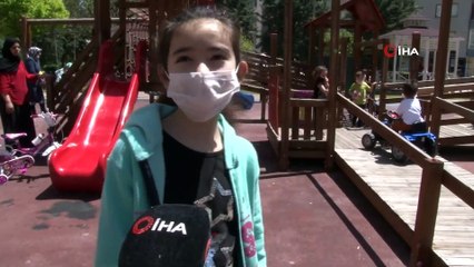 Konya’da Parklar Çocuklarla Doldu