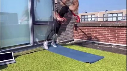 Bedensel engelli eskrimci Elke Lale: "Her şeyi farklı şekilde de olsa yapabiliyorum"