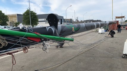 Mise à l’eau de l’Imoca V & B Mayenne de Maxime Sorel