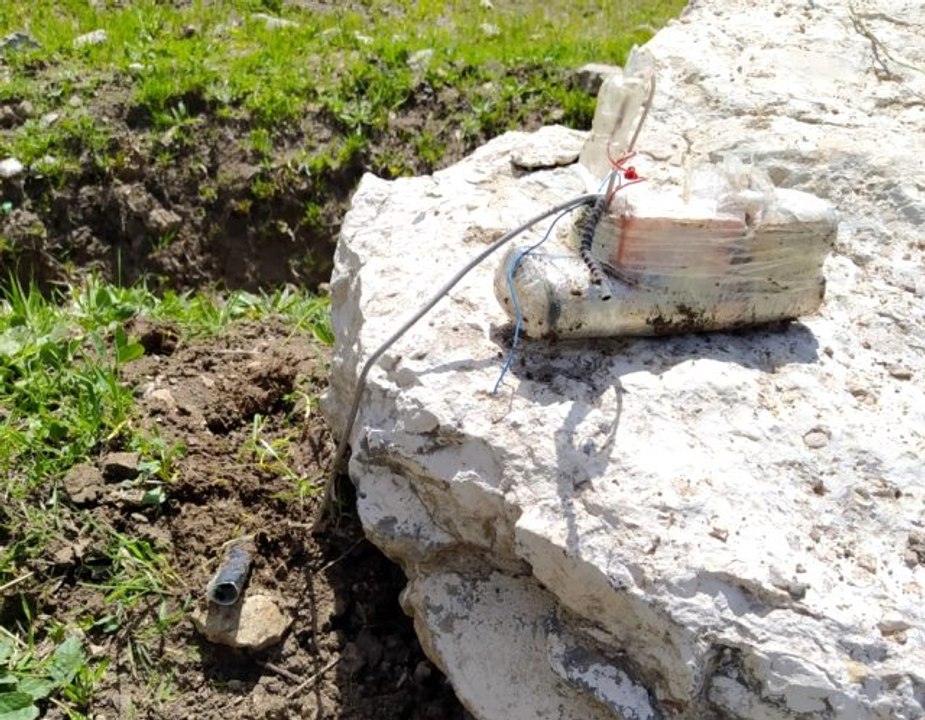 Siirt'te yola tuzaklanmış el yapımı patlayıcı bulundu
