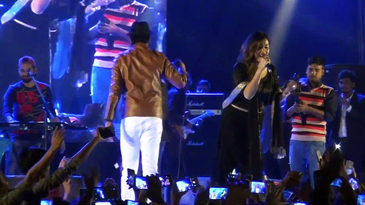 Boro Valoashi ♪ Arfin Rumi ♪ Sweety   Live Concert at Gazipur 2020