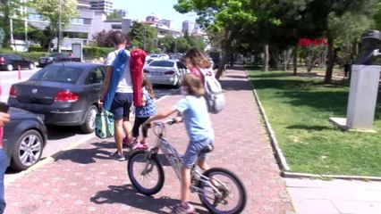 14 YAŞ VE ALTI ÇOCUKLARIN SOKAĞA ÇIKMA İZNİ SONA ERDİ