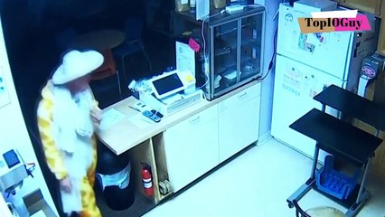 Top 10 Funny Thief moment capture by camera