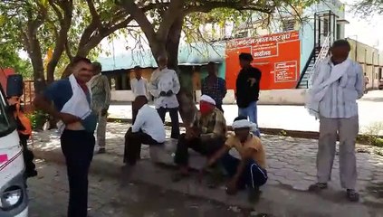 कारोबार ठप होने से बिगडऩे लगे हालात, मंडी में बेबस बिहार के मजदूर
