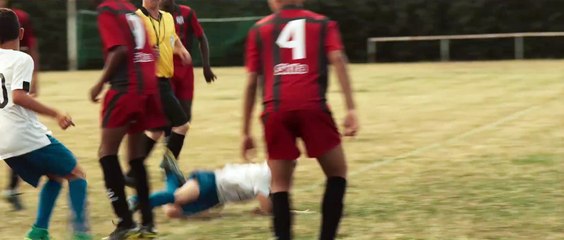 Una pequeña mentira - Tráiler