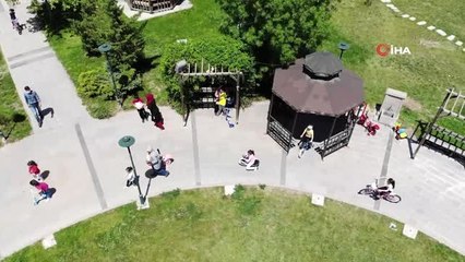 Belediye Başkanından çocuklara oyuncak sürprizi