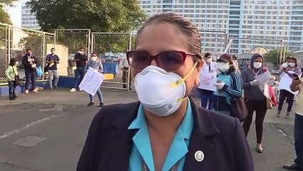 Médicos peruanos protestan por falta de equipos de seguridad
