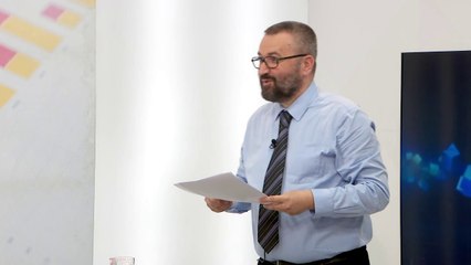 Sektori privat në gjunjë, administrata me rrogë në shtëpi