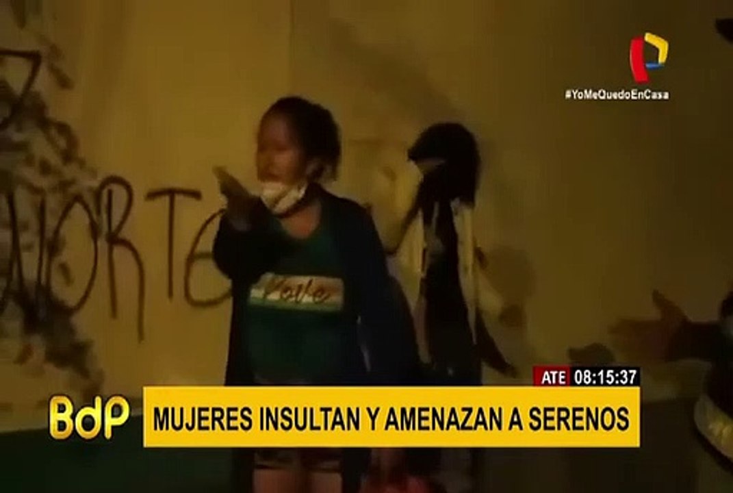 Mujer en estado de ebriedad ataca e insulta a serenos en Ate