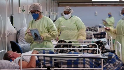 Brasil passa a França em casos confirmados