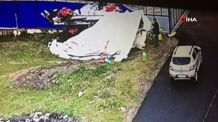 Sondaj makinesini böyle çaldılar