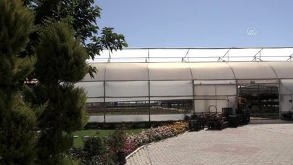 Tarım işçilerine 100 bin ücretsiz maske dağıtıldı