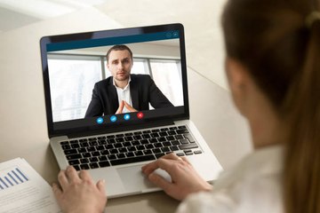 3 astuces pour paraître sous votre meilleur jour à la webcam
