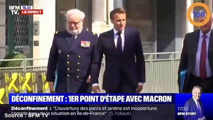 Emmanuel Macron en sortie officielle choque les internautes : "pas de distanciation, pas de masque "