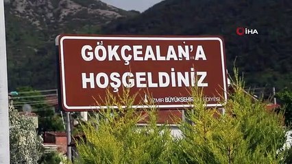 Evi İzmir'e tarlasının olduğu yer Aydın'a bağlı olan çiftçiler özel izinle tarım yapabiliyor