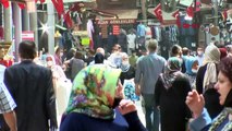 Bursa’da sokağa çıkma yasağı öncesi çarşı ve pazar yoğunluğu