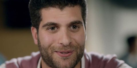 شبيه عمر الشريف في مسلسل بـ100 وش