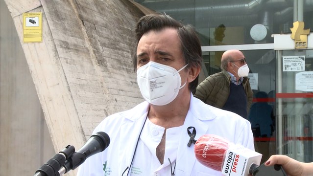 Homenaje a médico fallecido por Covid-19 en Cáceres