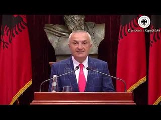 Meta dergon ne Kushtetuese vendimin e qeverise per Teatrin Kombetar