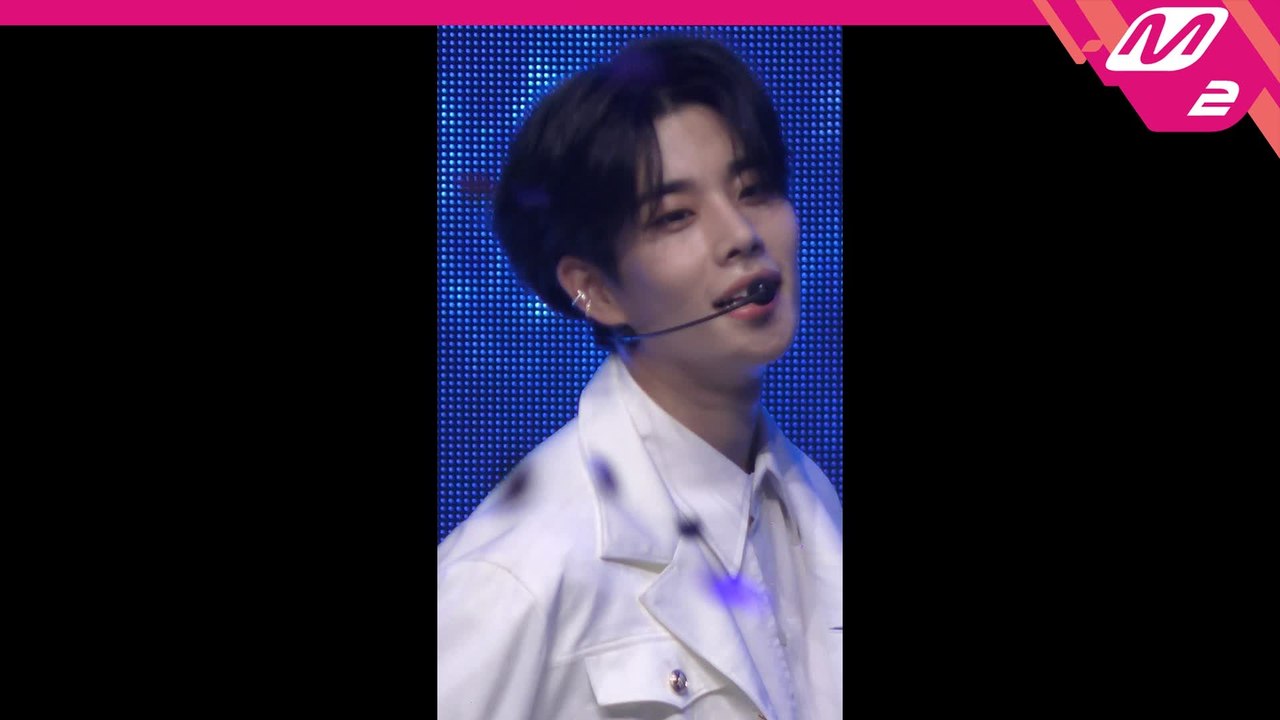 아스트로 MJ 직캠 Knock(널 찾아가)_200514