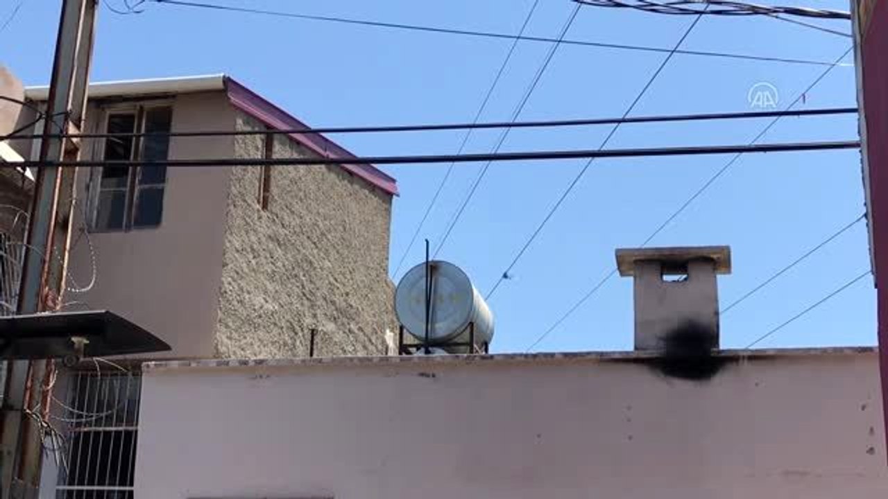 Elektrik tellerine takılan uçurtmasını almak isterken akıma kapılan çocuk öldü