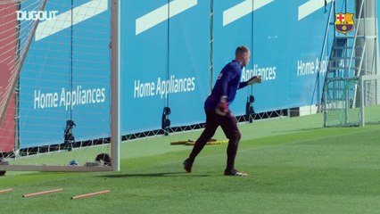 Ecco come vengono disinfettate le auto dei giocatori del Barcellona