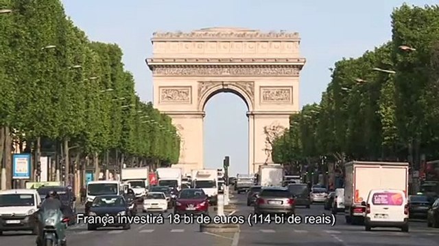 França vai investir bilhões para resgatar turismo