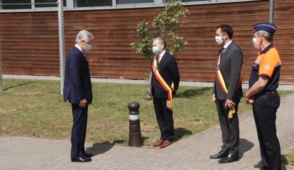 Le roi Philippe à la rencontre de policiers namurois